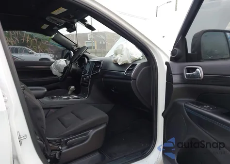 2019 Jeep Grand Cherokee Upland 4X4 from USA, damaged, VIN 1C4RJFAG3KC538048